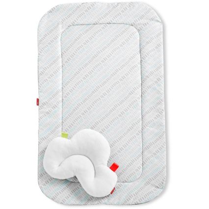 Skip Hop - Barnfilt för lek med en trätrapets LINING CLOUD