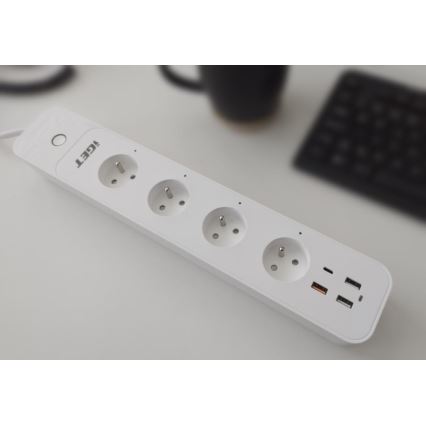 Smart extension kabel med strömbrytare 1,5 m 4Z + 4xUSB Wi-Fi