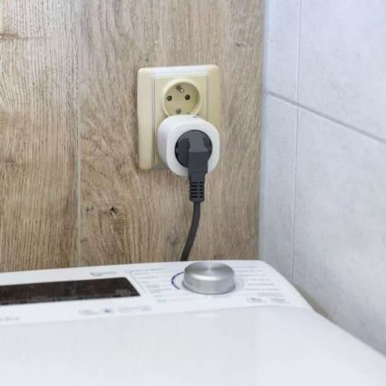 Smart kontakt GoSmart 3680W/230V/16A Wi-Fi Tuya