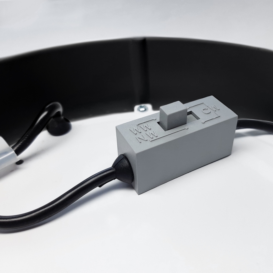 LED taklampa LED/18W/230V 3000/4000/6000K svart vinklat