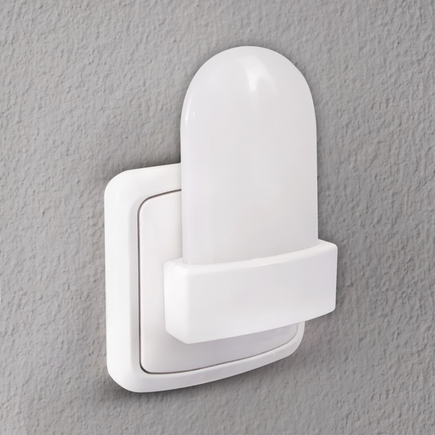 LED RGB Orientation socket belysning med en dusk sensor LED/0,5W/230V
