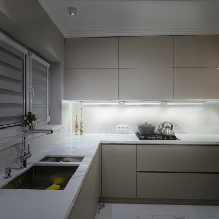 LED-underskåpsarmatur LED/4W/230V 4100K 28 cm