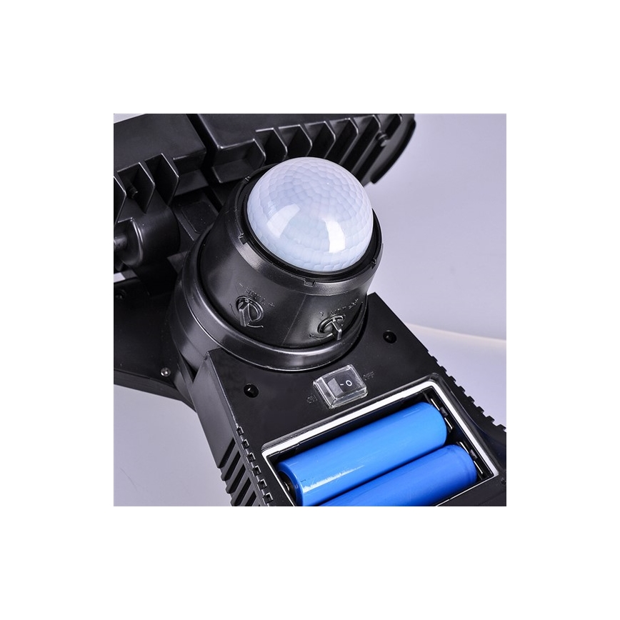 Solight WO772 - LED Sollampen Strålkastare med sensor 2000mAh LED/8W/3,7V IP44