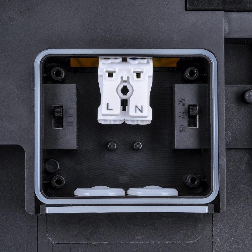 LED Ljusreglerad utomhus tak belysning LED/36W/40W/44W/230V 3000/4000/6500K IP65 svart