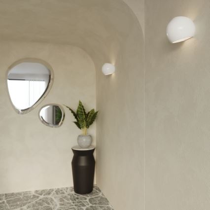Vägglampa GLOBE 1xE27/60W/230V glänsande vit