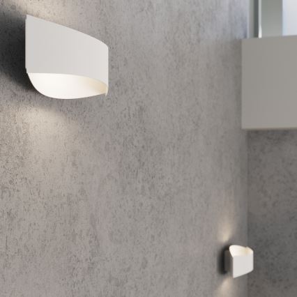 Vägglampa TONI 1xG9/8W/230V vit