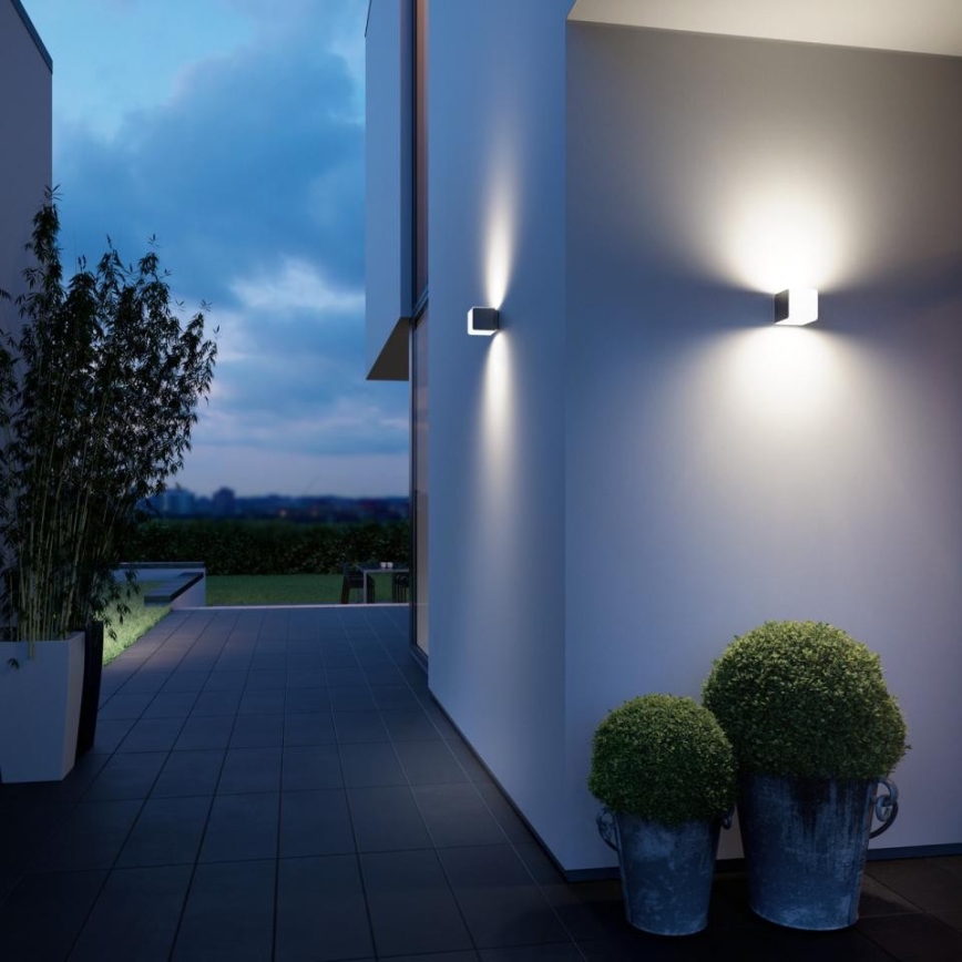 Steinel 055493 – LED Utomhusbelysning med Rörelsedetektor L 830 LED/9.5W/230V IP44