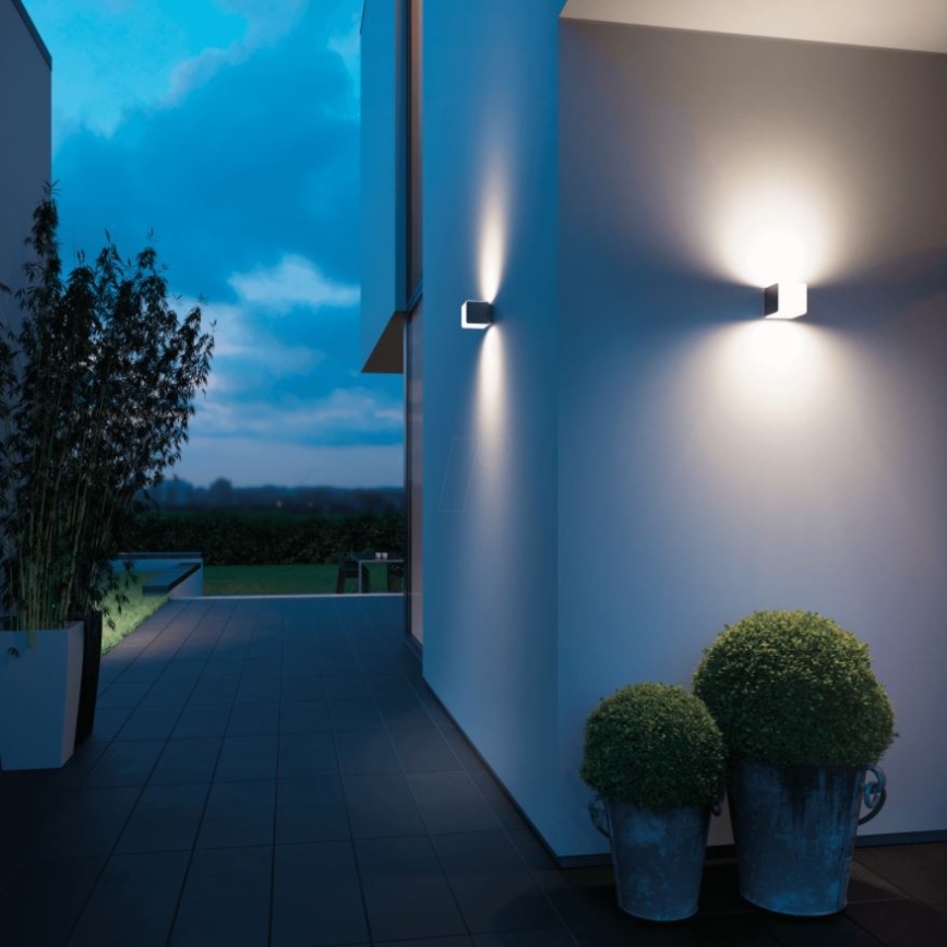Steinel 055516 – LED Utomhusbelysning med Rörelsedetektor L 835 LED/9.5W/230V IP44