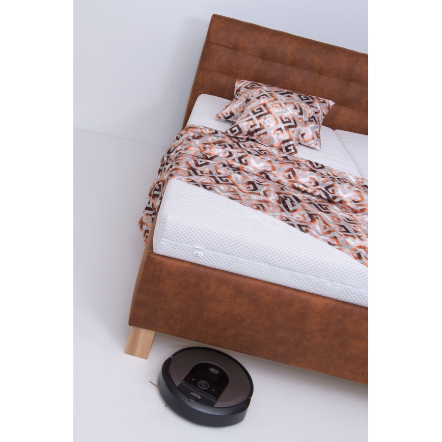 Tygklädd säng VIOLET 180x200 cm med madrass och smart förvaring, kognacbrun