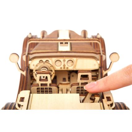 Ugears - 3D Mekaniskt pussel i trä Bil roadster