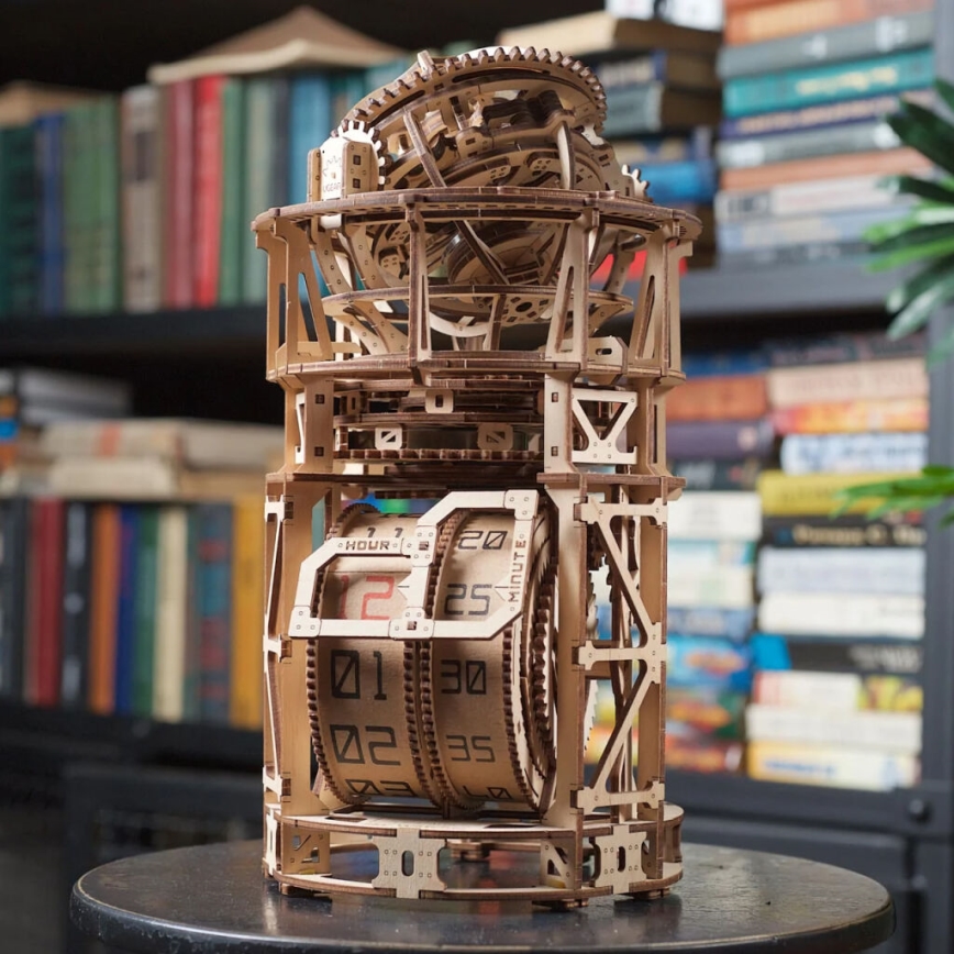 Ugears - 3D Mekaniskt pussel i trä Urverk med tourbillon