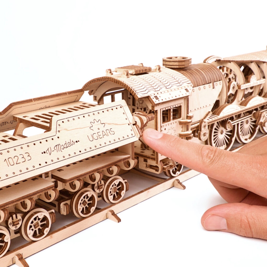 Ugears - 3D Mekaniskt pussel i trä V-Express ånglok med anbud