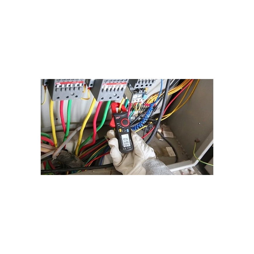 Uni-T - Tångmultimeter 2xAAA