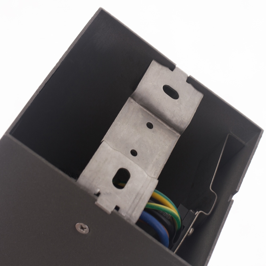 Utomhuslampa med kontakt GARD 1xE14/60W/230V IP44
