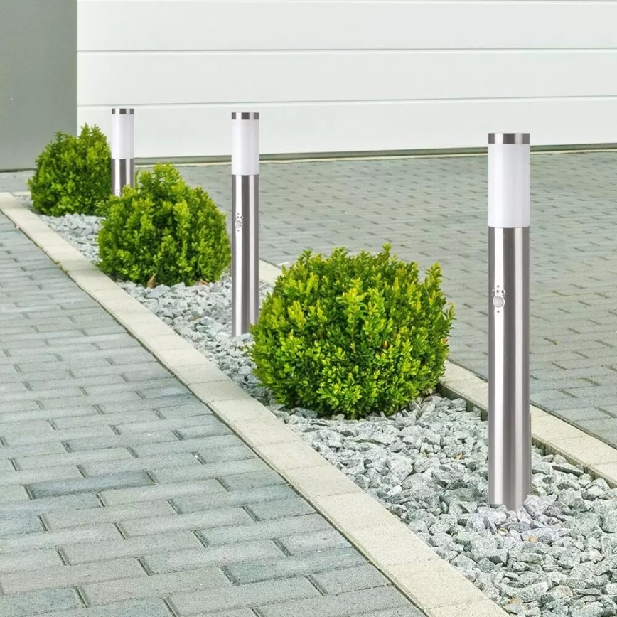 Utomhuslampa med sensor 1xE27/60W/230V IP44 80cm matt krom