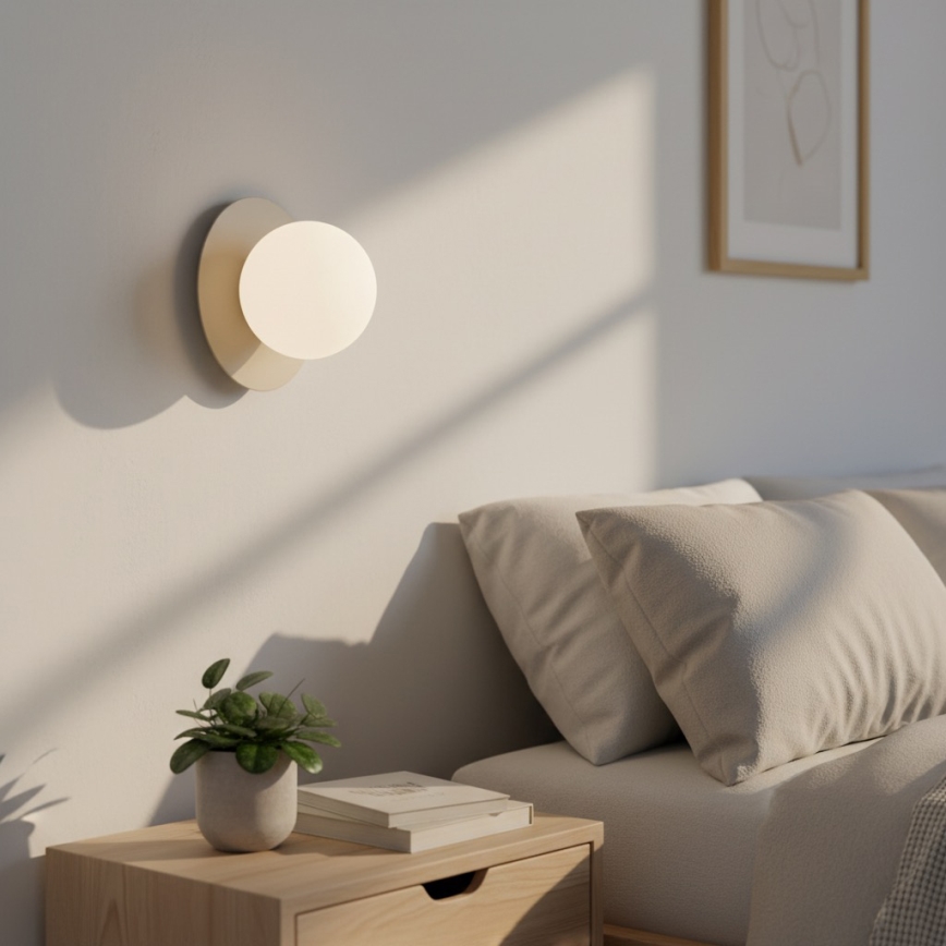 Väggarmatur AMERICANA 1xG9/8W/230V beige