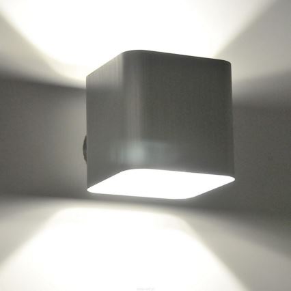 Väggbelysning IZAR 1xG9/10W/230V