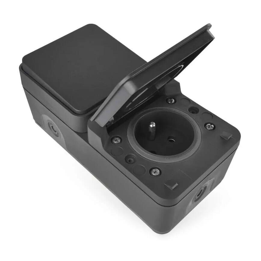 Väggbrytare för kontakt alternerande med uttag 250V/16A IP55