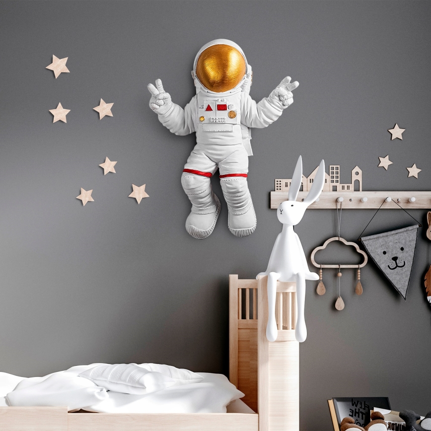 Väggdekoration 47x35 cm astronaut guld