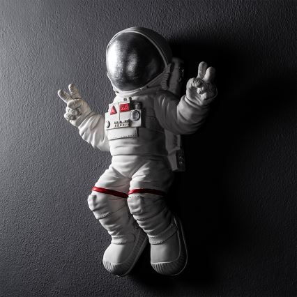 Väggdekoration 47x35 cm astronaut silver