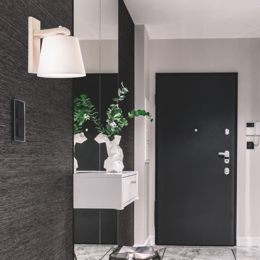 Vägglampa 1xE27/60W/230V ek - FSC certifierade