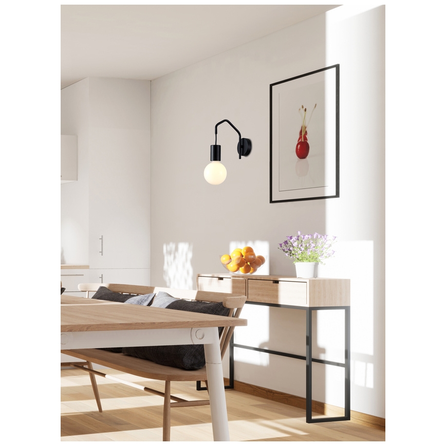 Vägglampa BASSO 1xE27/40W/230V svart
