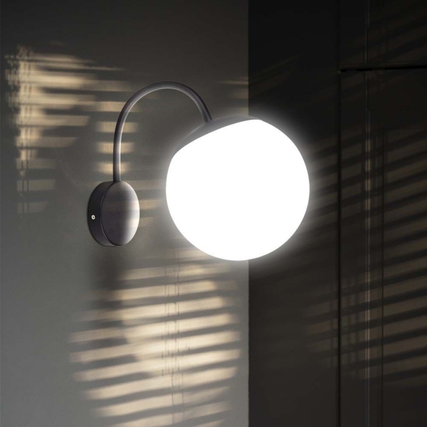 Vägglampa för utomhusbruk 1xE27/60W/230V IP44 svart