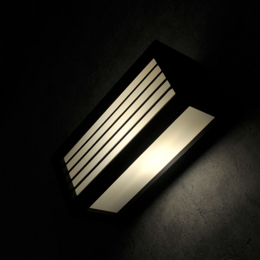 Vägglampa för utomhusbruk OSAKA 1xE27/12W/230V IP54