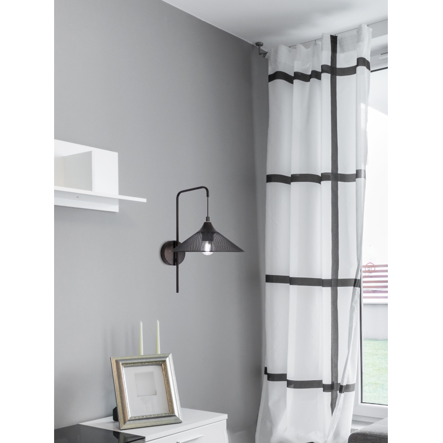 Vägglampa KIRUNA 1xE27/40W/230V svart