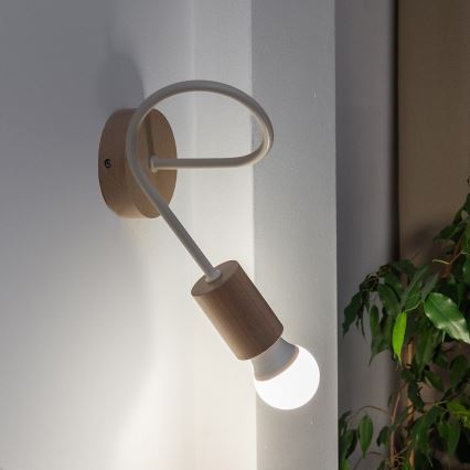 Vägglampa OXFORD 1xE27/15W/230V furu/krämfärgad