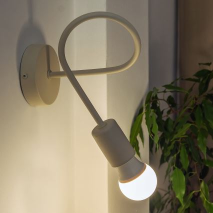 Vägglampa OXFORD 1xE27/15W/230V krämfärgad