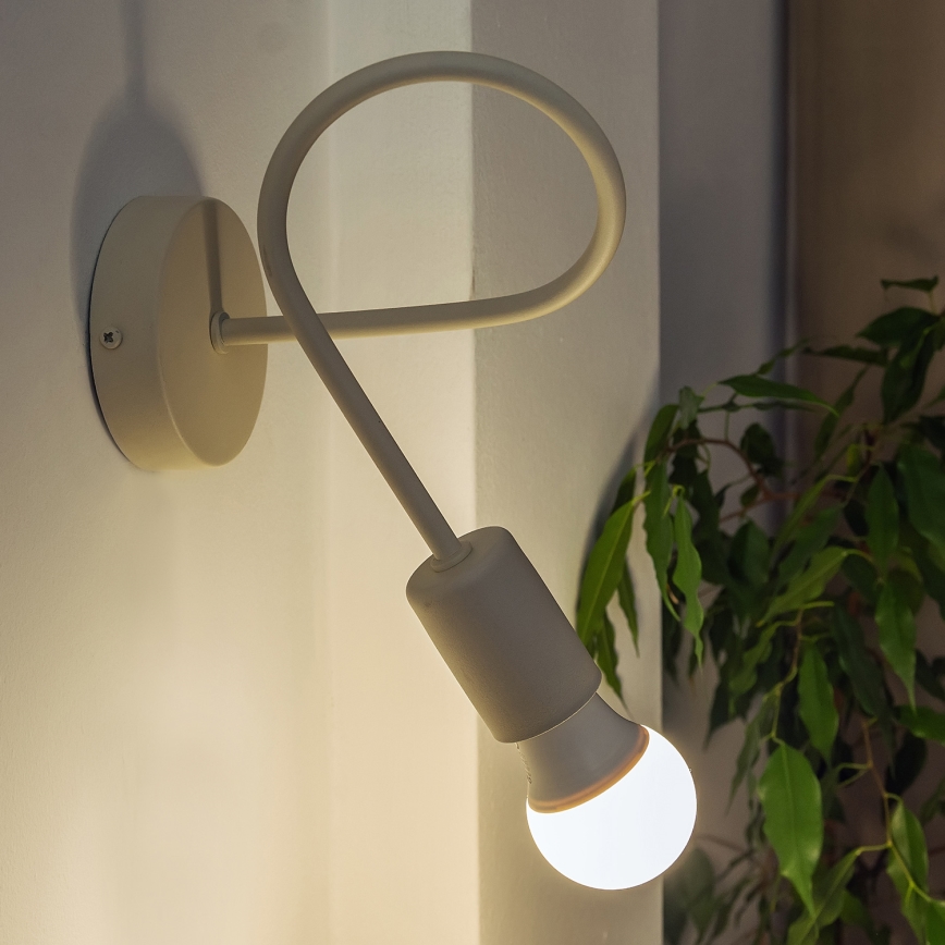 Vägglampa OXFORD 1xE27/15W/230V krämfärgad