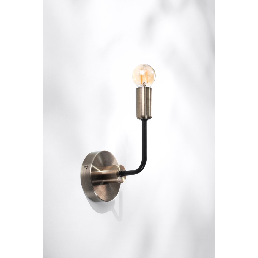 Vägglampa  SAGA 1xE27/40W/230V