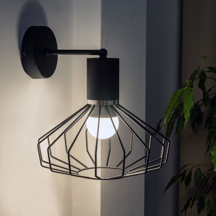 Vägglampa SOLANO 1xE27/15W/230V svart/blank krom