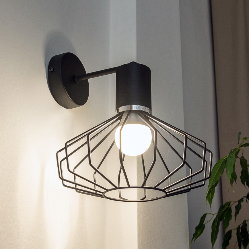 Vägglampa SOLANO 1xE27/15W/230V svart/blank krom