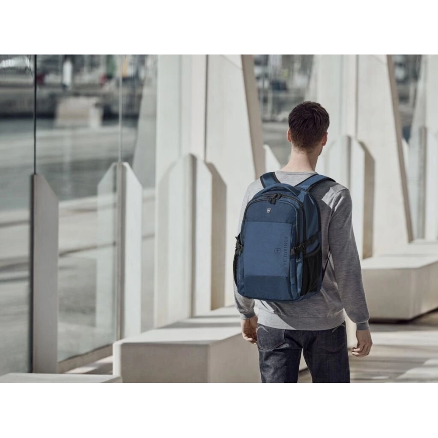 Victorinox - Laptop ryggsäck 16" Deluxe Vx Sport EVO 32 l blå