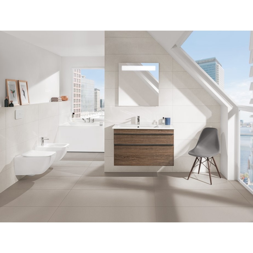 Villeroy & Boch 4611RL01 - Vägghängd WC med SoftClose-sits VENTICELLO, keramik/vit