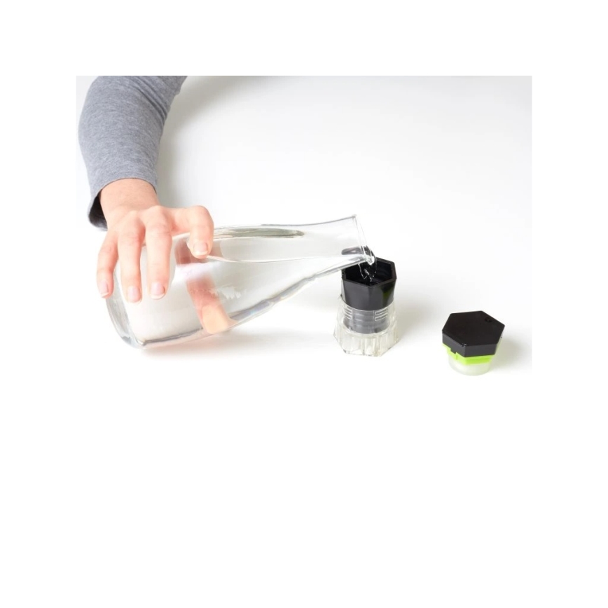 Vitility - 5-i-1 tablettdispenser och tablettdelare, svart