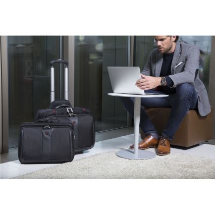 Wenger - Reseväska på hjul 25 l 17" + laptopväska 15,6" Patriot svart