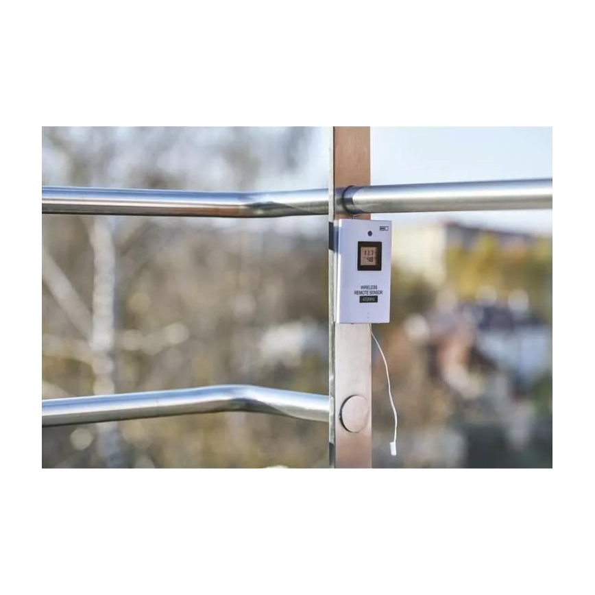 Wireless weather station with an alarm clock 3xAAA svart
