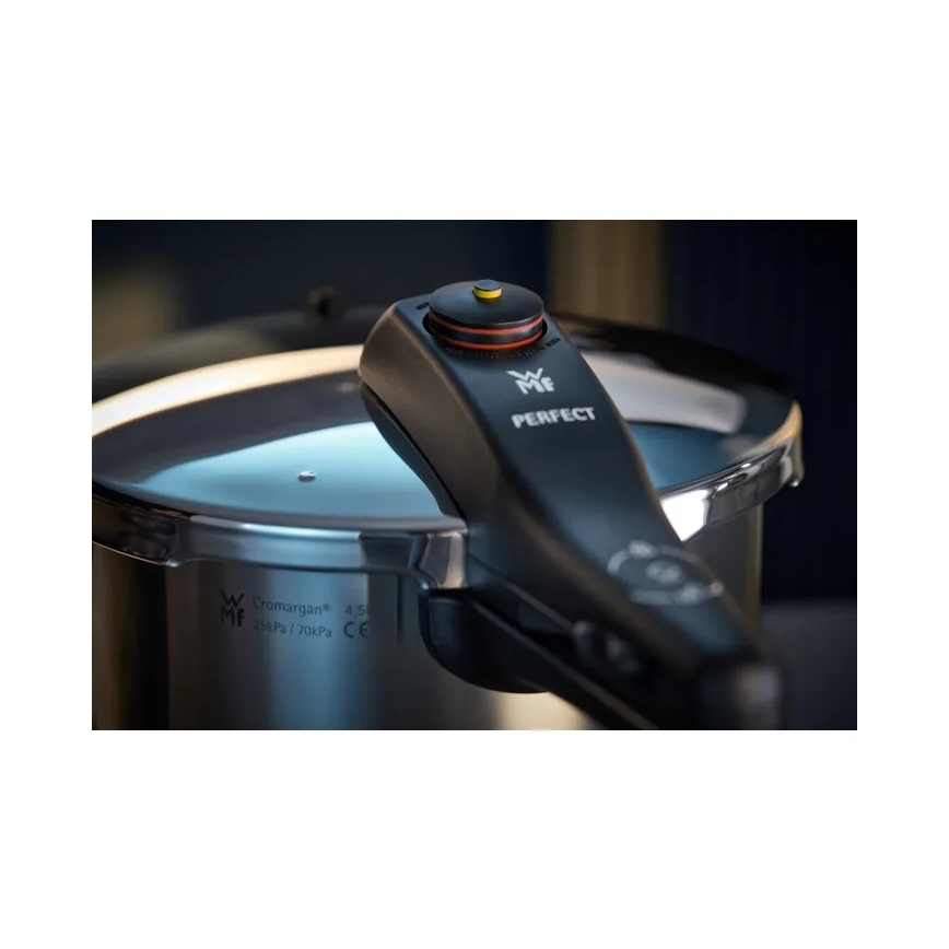 WMF - Tryckkokarset 8,5 l + 4,5 l PERFECT i rostfritt stål