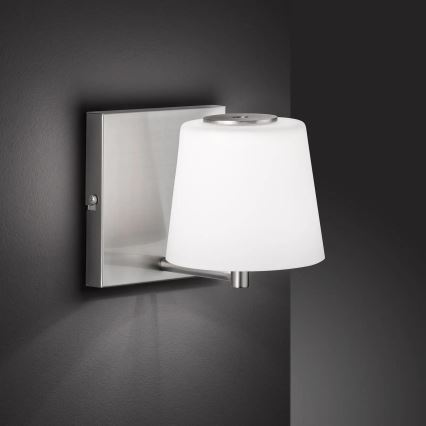 Wofi 4015.01.64.9000 - LED Dimbar vägglampa med USB-port GENK LED/2W/230V